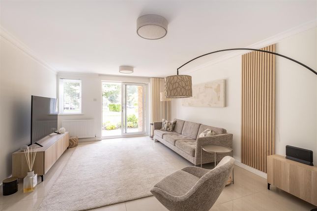 1 Birklands Park, London Road, St. Albans photo 4