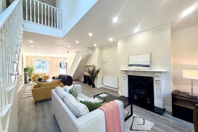 8, Ordnance Hill, London photo 2