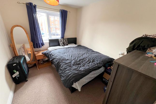 Flat for sale in Sargeson Road, Armthorpe, Doncaster