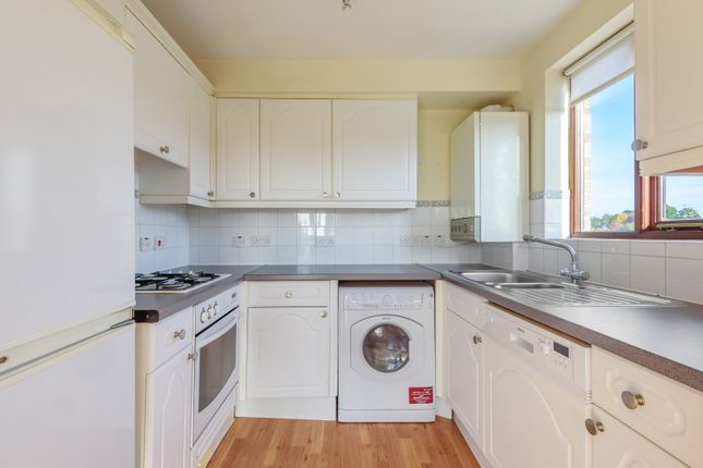 Flat for sale in Freelands Road, Cobham