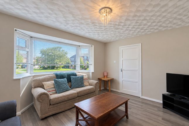 87, Links Avenue, Southport photo 2