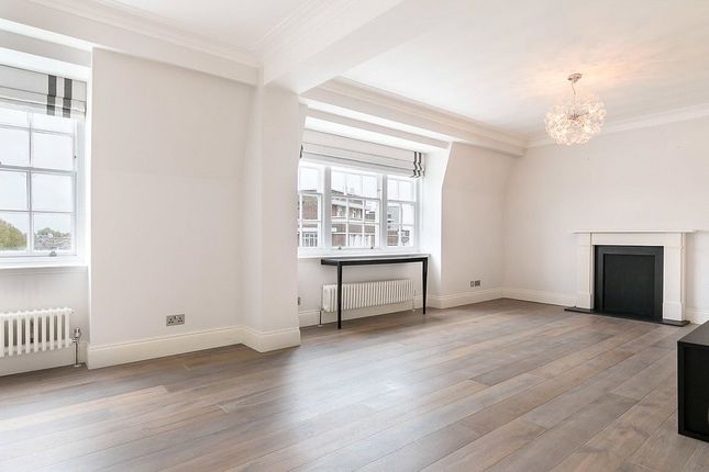 Thumbnail Flat to rent in Malvern Court, South Kensington