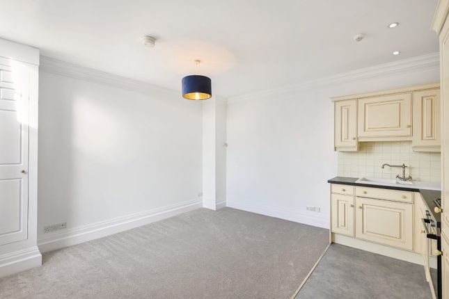 8,, Arndale Court, York photo 3
