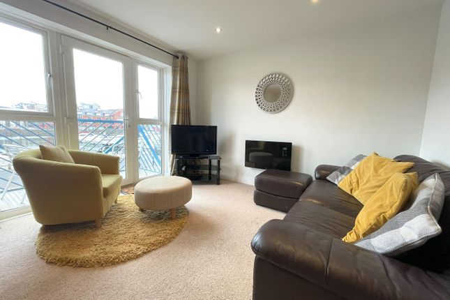 1-bed flat on Empress House, Swansea, £900/mo
