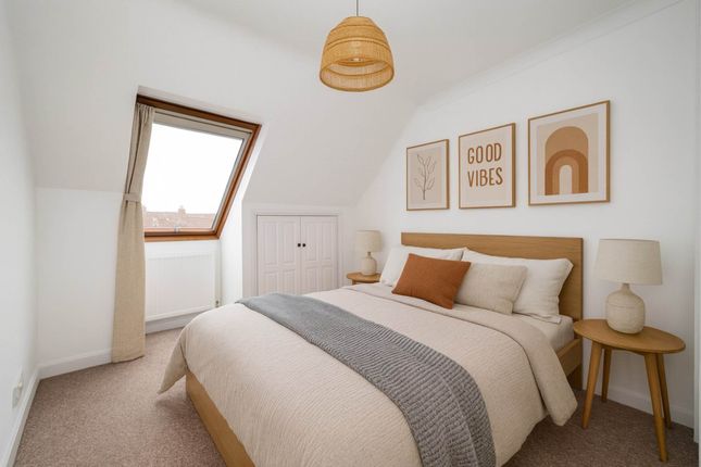 4 Temple Mews, Stour Street, Canterbury photo 4