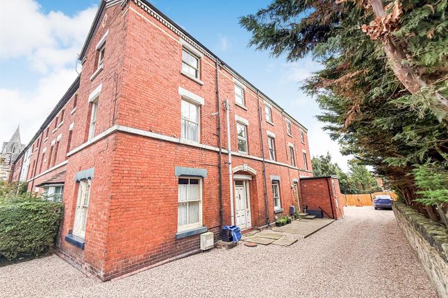 4-bed house on Victoria Parade, Roft Street, Oswestry, £200,000
