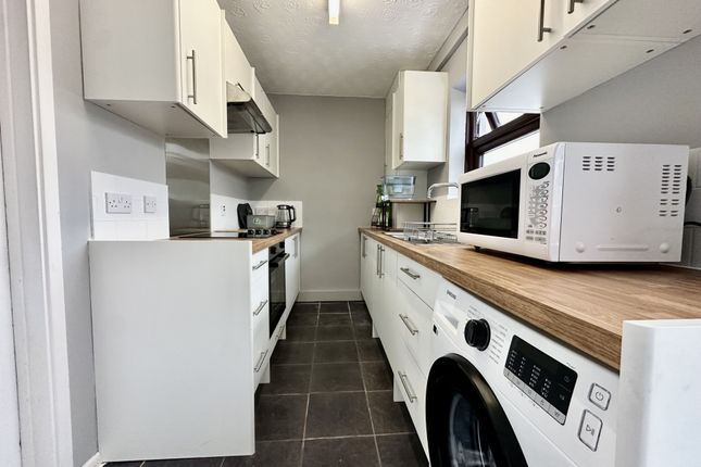 24, Dacre Avenue, South Ockendon photo 4