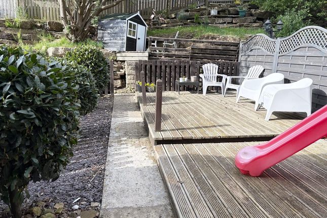 Thornton, Bradford photo 2