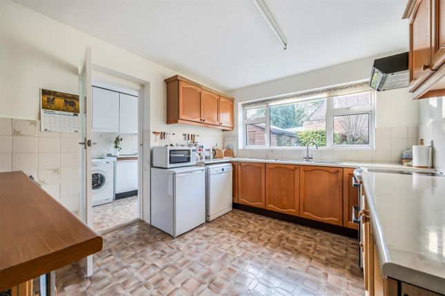 7, Vicary Way, Maidstone photo 4