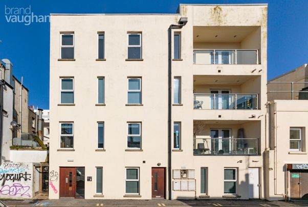 Flat for sale in Stone Street, Brighton