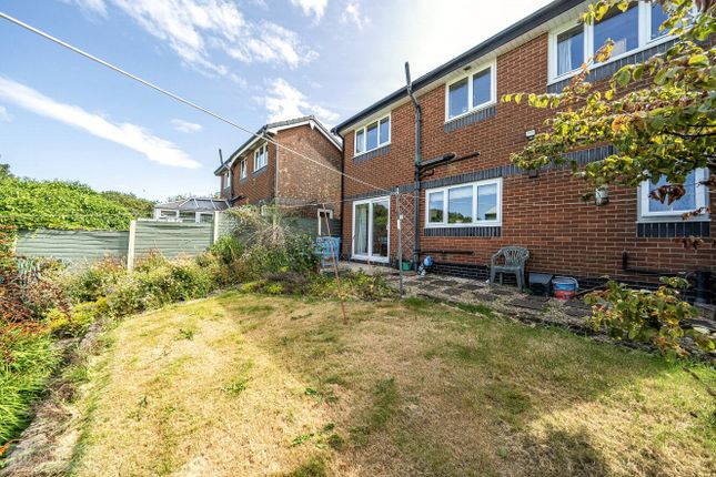 4, Abbott Clough Avenue, Lancashire photo 3