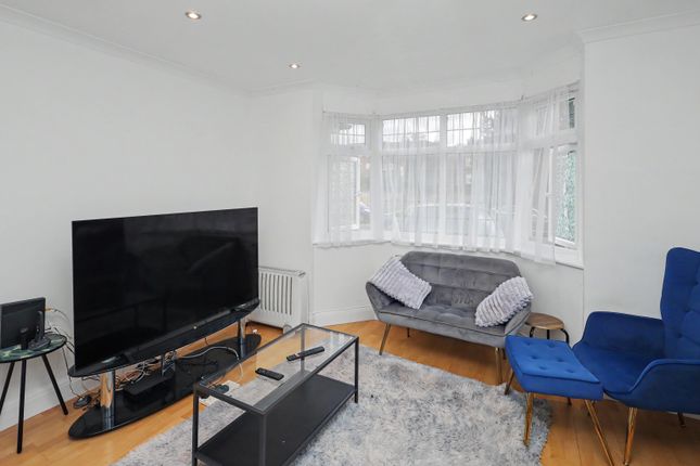 162, Hertfordshire photo 5