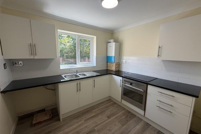 9, Waterloo Court, Whitchurch photo 4