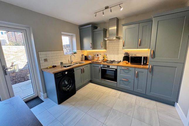 30, Deer Park Close, Alfreton photo 2