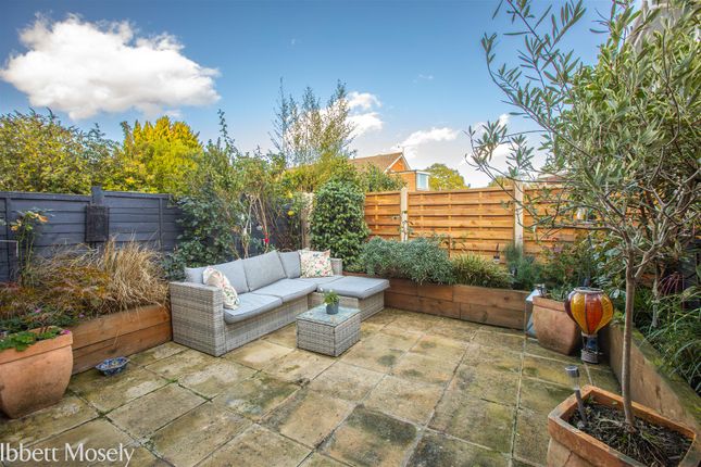Home Park, Oxted photo 4