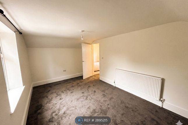 West Terrace, Stoke-On-Trent photo 4