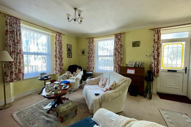1 All Saints Road, Torquay photo 3