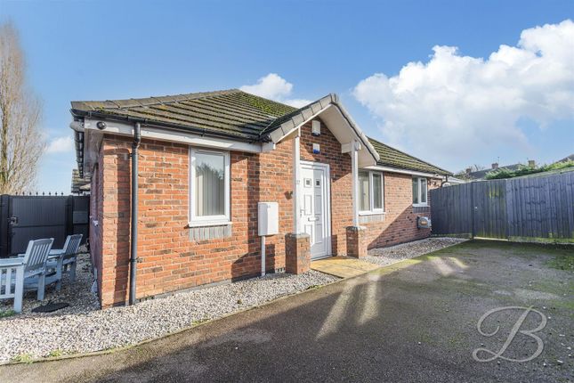 3-bed bungalow on 32, Vermont Close, Mansfield, £290,000
