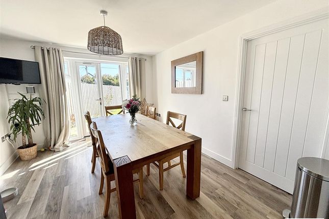 34, Artillery Avenue, Topsham photo 4