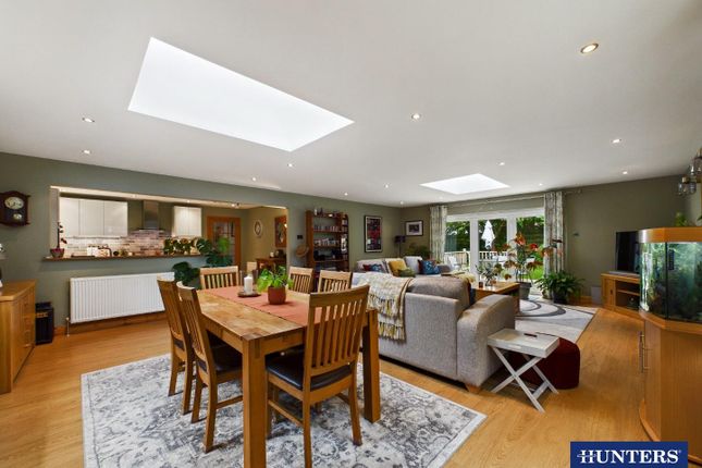 Malat, Waugh Road, Thornhill photo 4