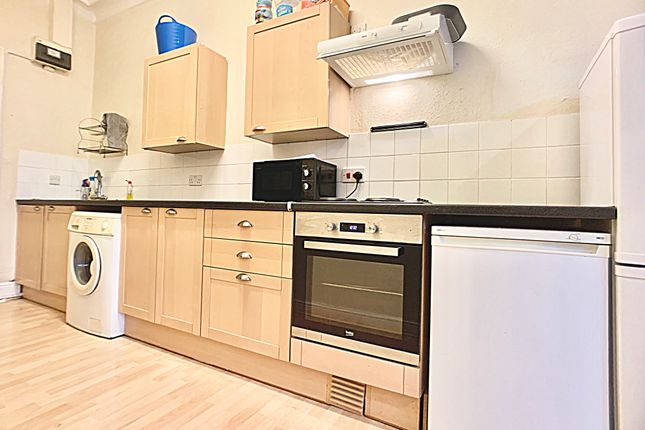 St. Marys Street, ***WALKING DISTANCE TO THE EMBANKMENT***St. Marys Street, Bedford photo 4