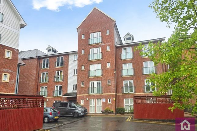 1-bed flat on 49, Saddlery Way, Chester, £110,000
