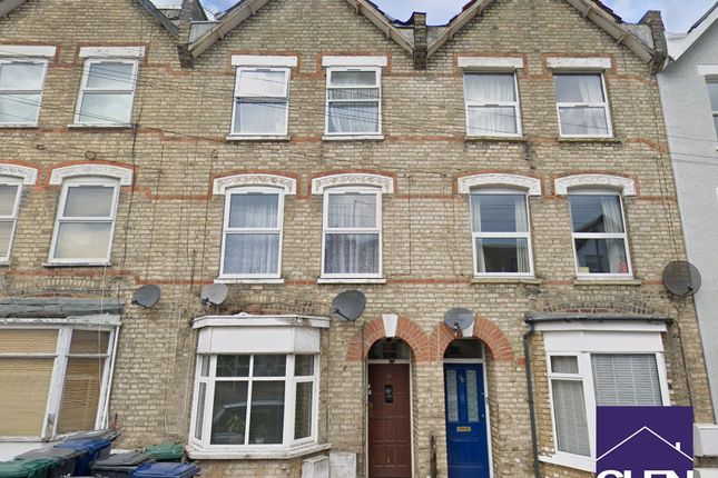 Thumbnail Flat for sale in Holly Park Road, London