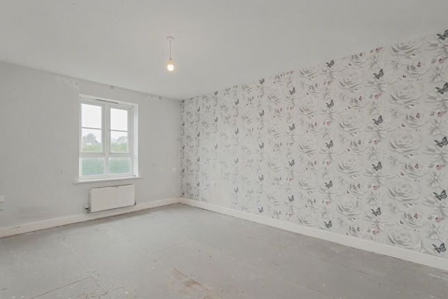 7, Secunda Way, Gloucester photo 2