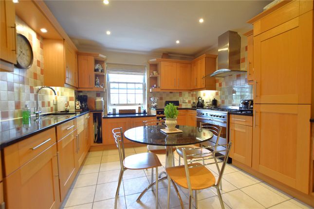 6, Handford Place, Colchester photo 2