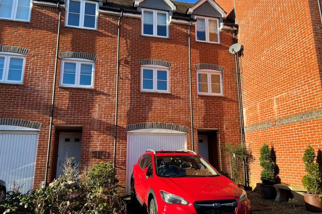 Thumbnail Town house for sale in Oake Woods, Gillingham