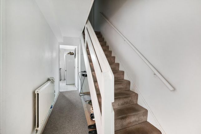 59, Cundy Road, London photo 4