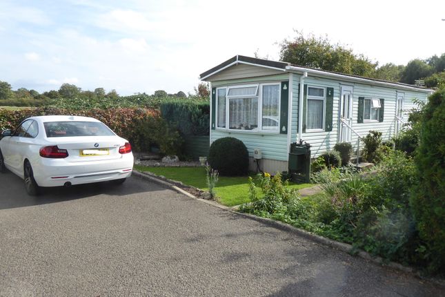 Mobile/park home for sale in Penton Park, Chertsey, Surrey
