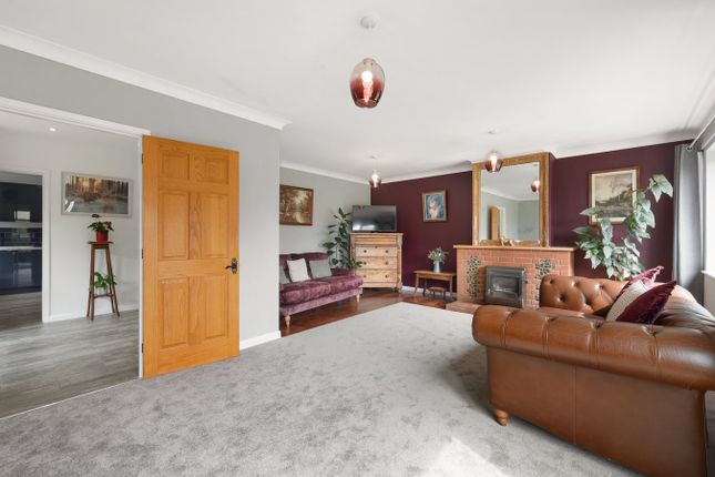2, Featherbroom Gardens, Wickham Market, Woodbridge photo 4