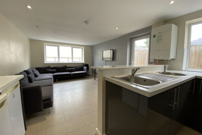 8-bed terraced on 34, Wyeverne Road(*), Cardiff, £4,600/mo