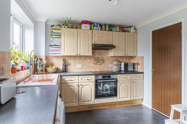 Terraced house for sale in Cole Road, Faversham