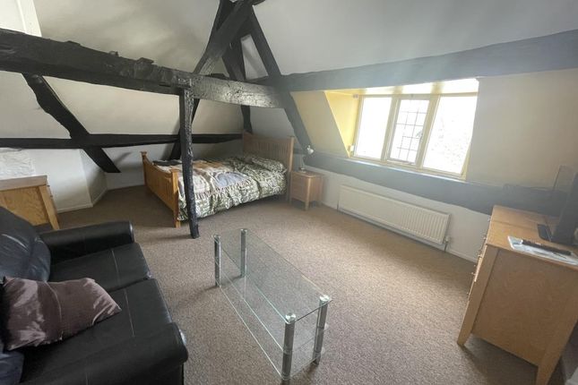 Thumbnail Room to rent in High Street, Cricklade