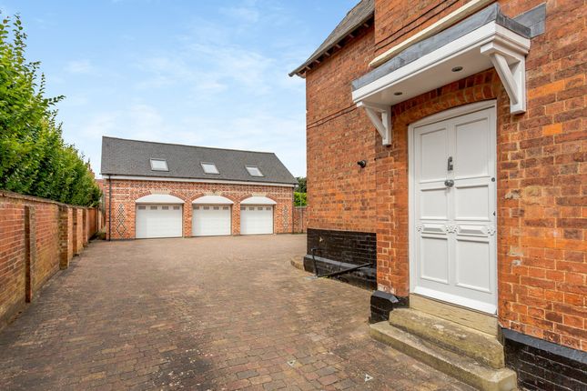 Detached house for sale in Hillmorton Road Rugby, Warwickshire
