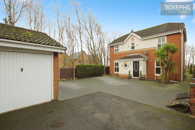 Thumbnail Detached house for sale in Wellburn Close, Bolton