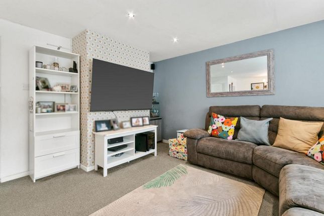 14d, Mossgiel Road, Glasgow photo 4