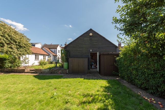 Property for sale in Harlow Road, Roydon, Essex
