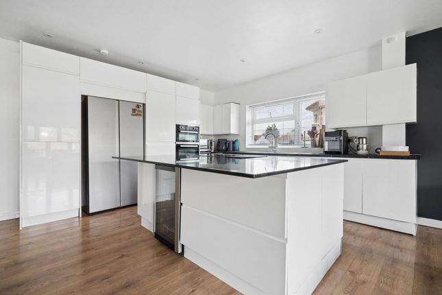 113, Potter Street, Northwood photo 4