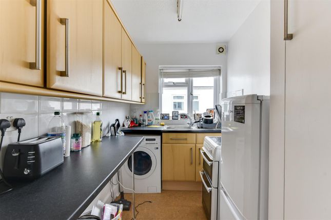 Flat 3, 15, Hartington Villas, Hove photo 4