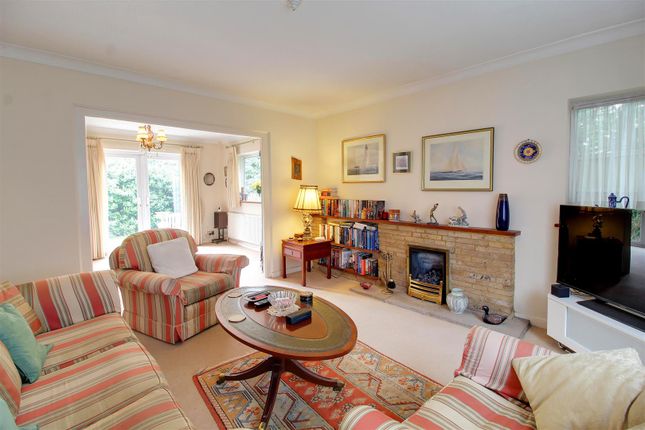 Cotesworth, Westwood Close, Potters Bar photo 2