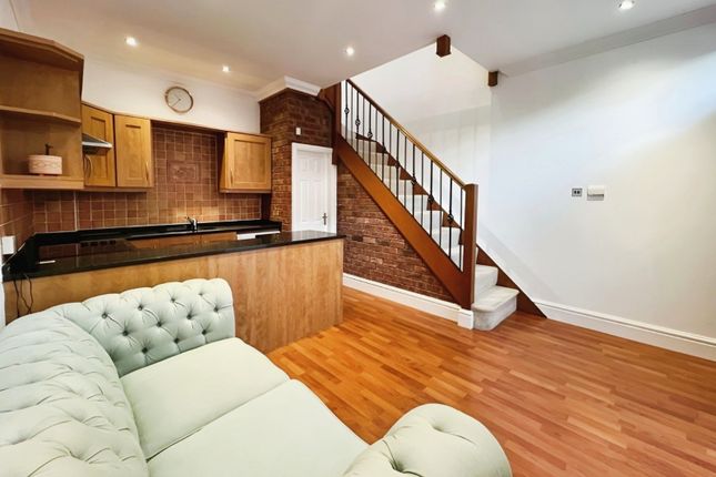 1 The Stables,, Roebuck Lane, Sale photo 2