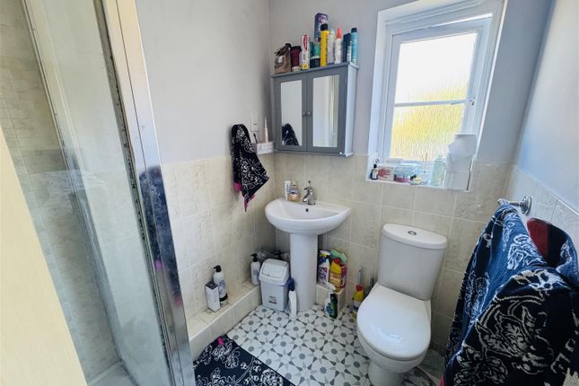 8, Bosman Close, Maidstone photo 5