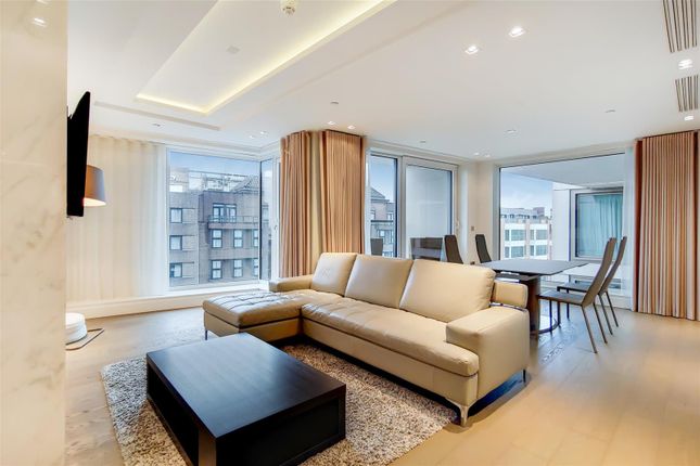 Flat to rent in Charles House, Kensington High Street, London