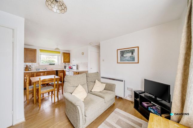 2, Gower Holiday Village, Monksland Road, Swansea photo 4