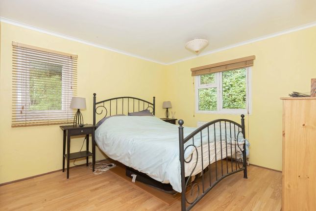 28, Mount Park, Bostal Road, Steyning photo 4