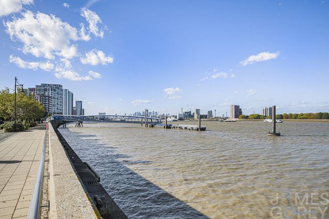 Marlborough Road, Royal Arsenal photo 2