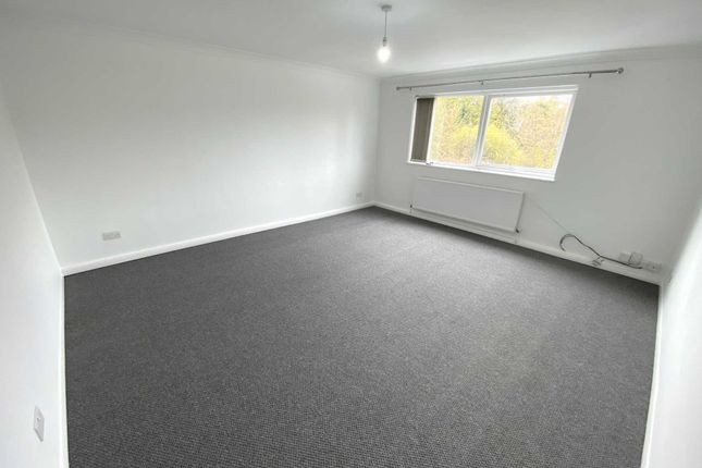 67 Brook Court, Watling Street, Radlett photo 2